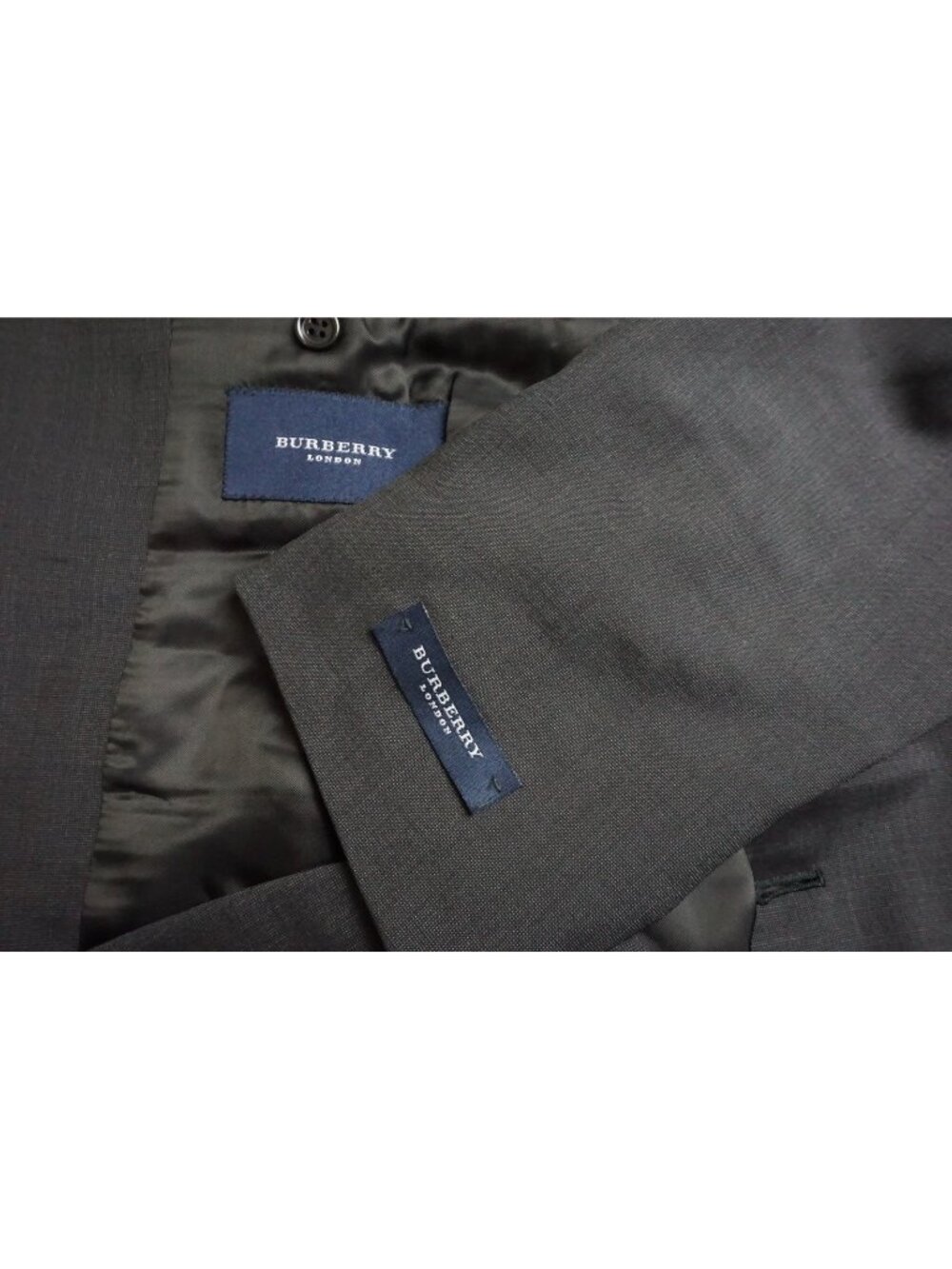 Burberry London Gray Pindot Wool 2 Pc Suit Jacket Pants Sz 40R BRAND NEW
